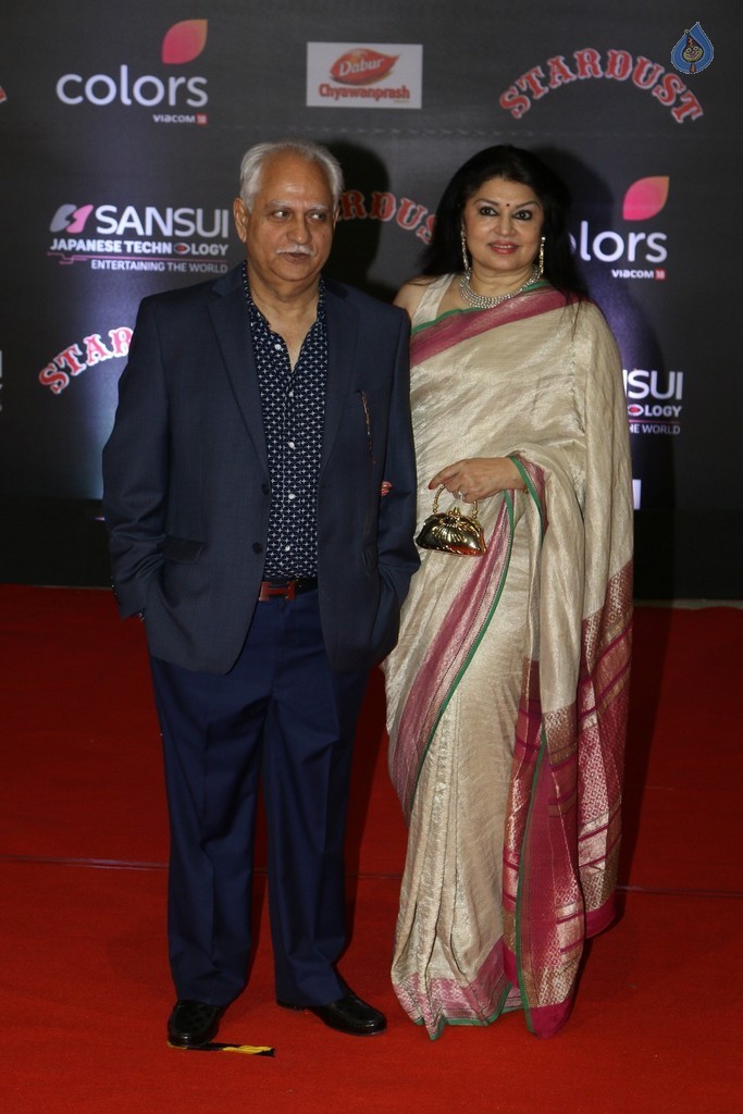 Stardust Awards 2016 Red Carpet 2 - 11 / 62 photos