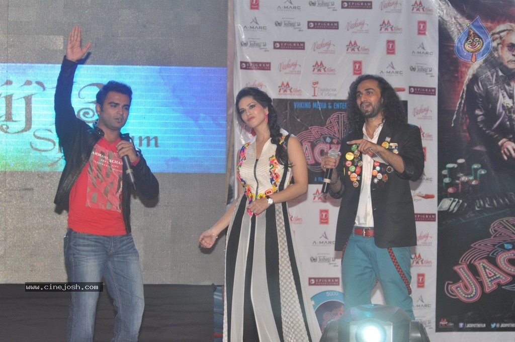Sunny Leone at Jackpot Music Launch - 16 / 42 photos