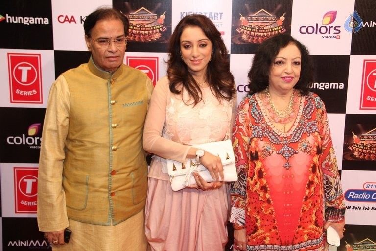 Suron Ke Sang Salaam Shri Gulshan Kumar Red Carpet - 20 / 82 photos