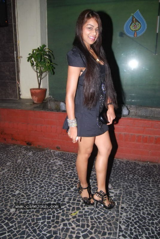 Tanaaz Irani Birthday Bash - 1 / 24 photos