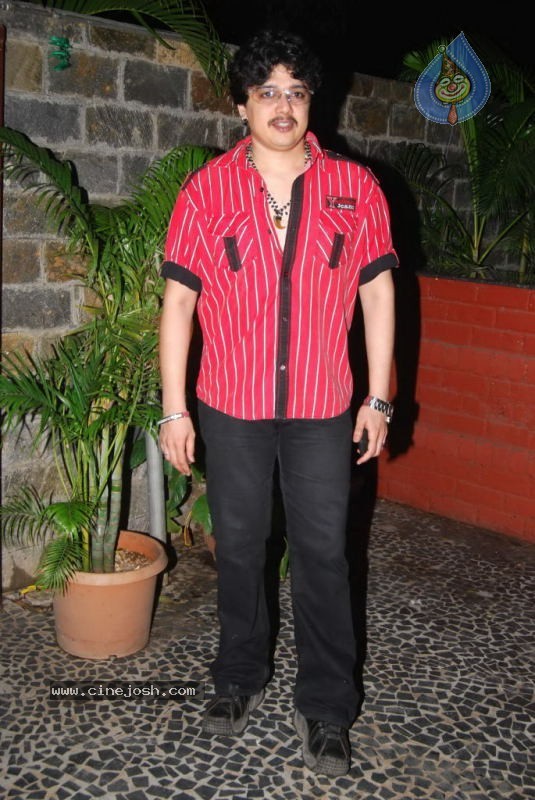 Tanaaz Irani Birthday Bash - 5 / 24 photos