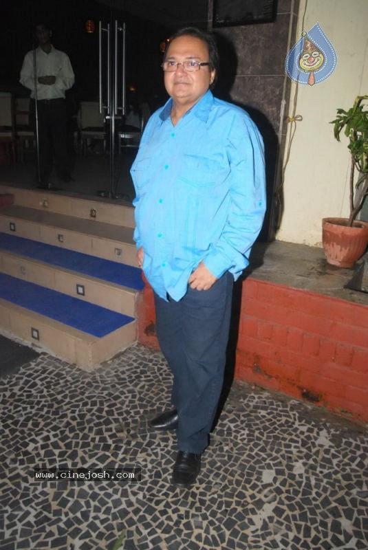 Tanaaz Irani Birthday Bash - 6 / 24 photos