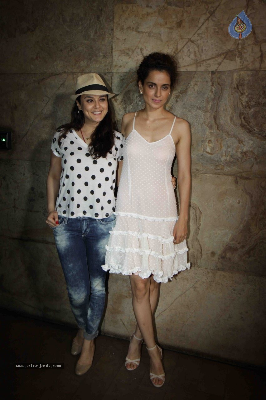 Tanu Weds Manu Returns Special Screening - 10 / 64 photos
