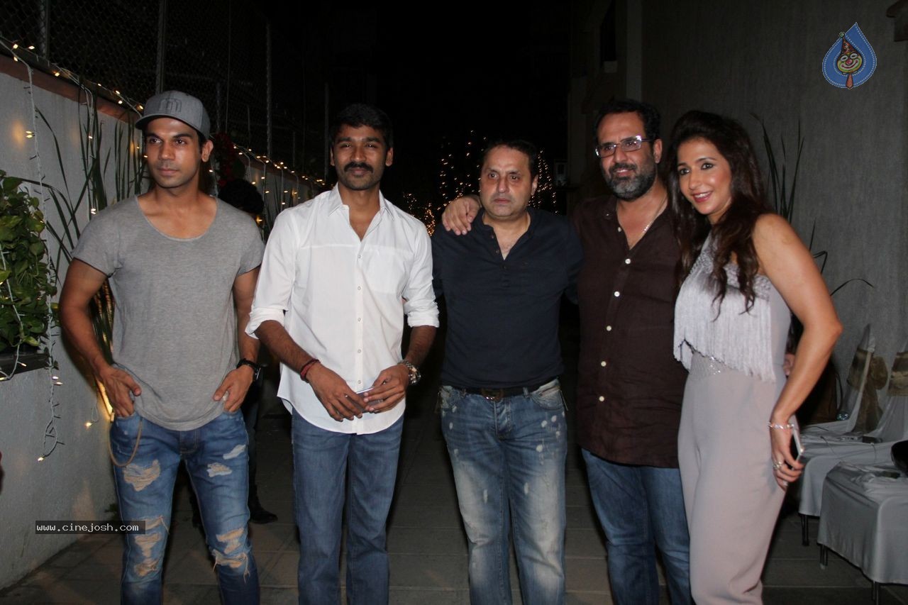 Tanu Weds Manu Returns Success Party - 43 / 112 photos