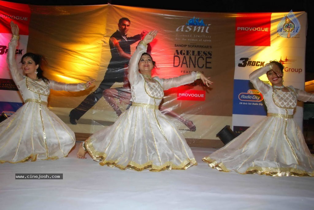 Tao Porchon Lynch Felicitation - 60 / 97 photos