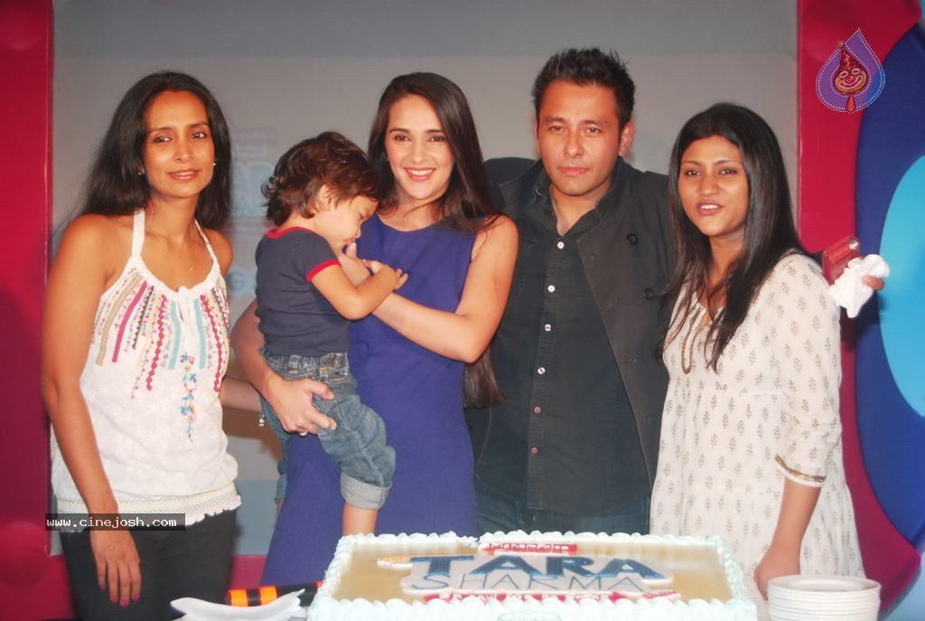 Tara Sharma Launches Me and Mom Show - 22 / 30 photos