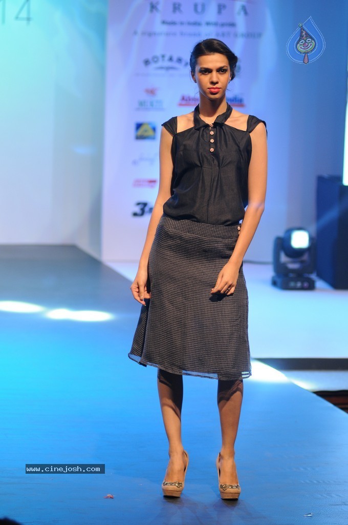 Tassel Fashion n Lifestyle Awards 2014 - 55 / 82 photos