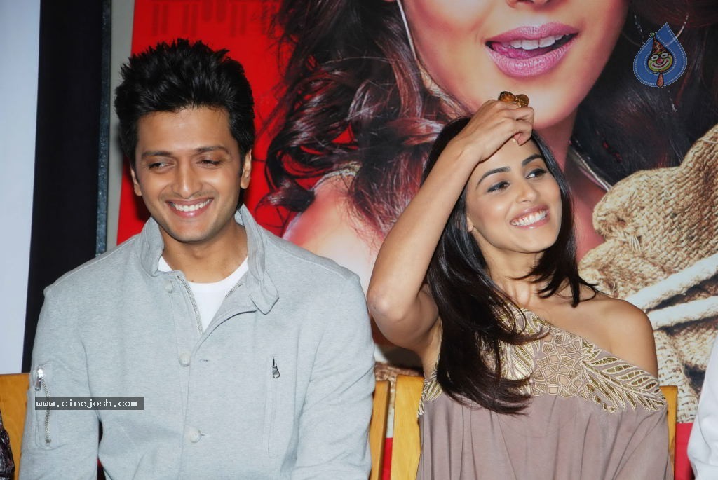 Tere Naal Love Ho Gaya Movie Music Launch - 4 / 24 photos