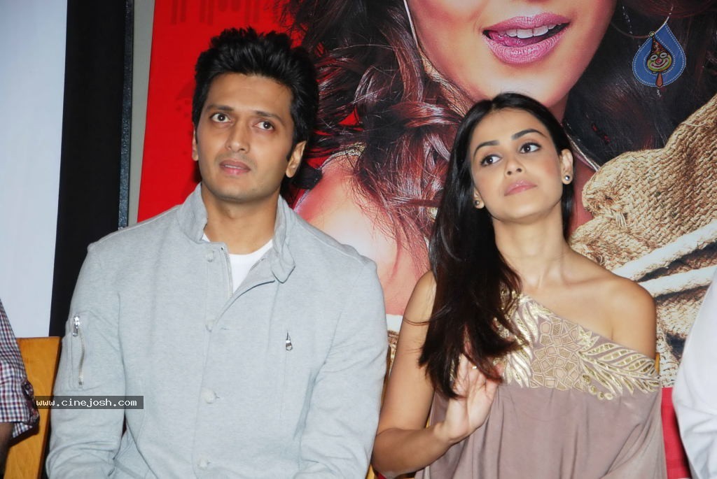 Tere Naal Love Ho Gaya Movie Music Launch - 10 / 24 photos
