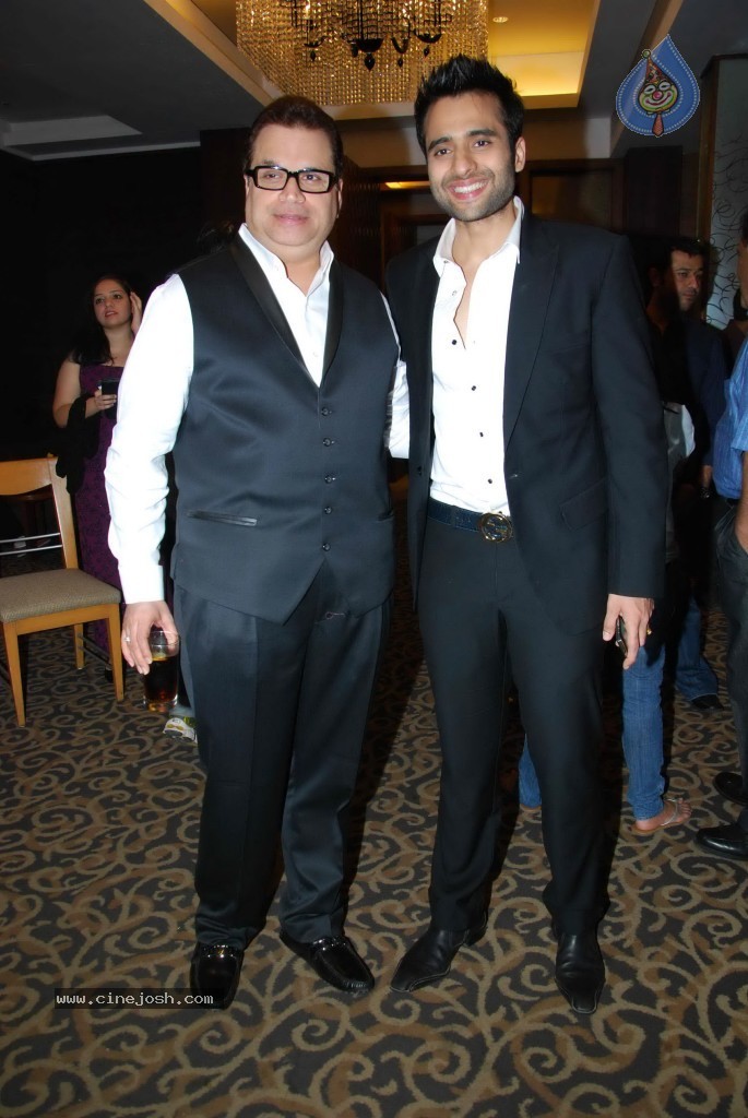 Tere Naal Love Ho Gaya Success Party - 34 / 57 photos