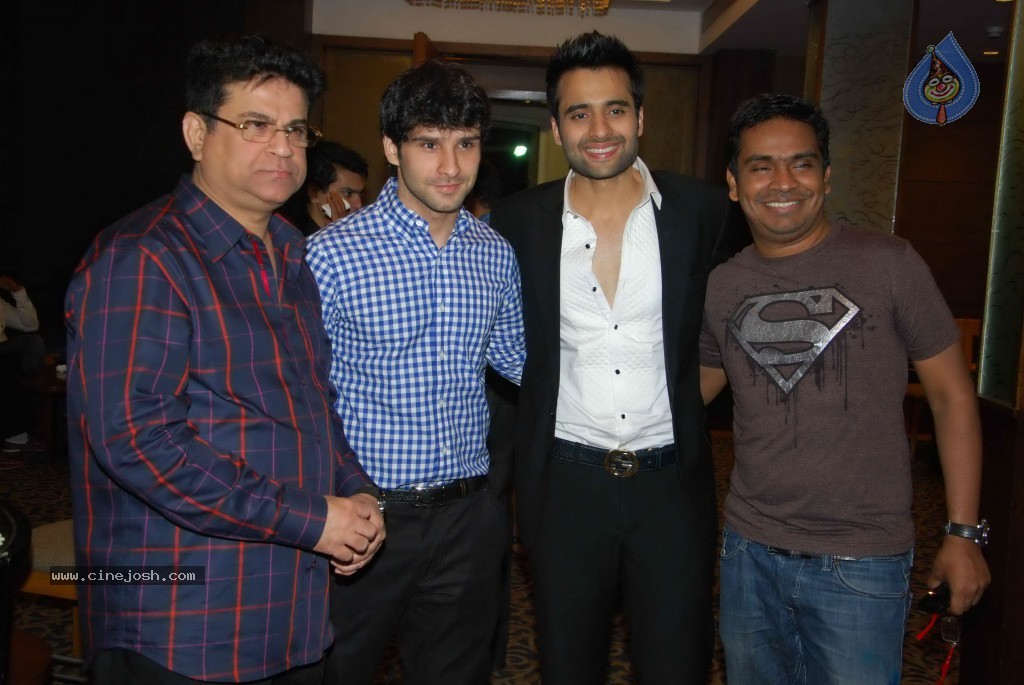 Tere Naal Love Ho Gaya Success Party - 44 / 57 photos