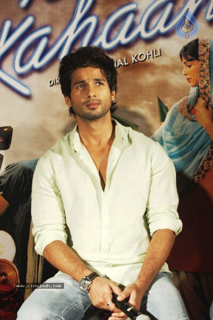 Teri Meri Kahaani 1st Look Launch - 19 / 27 photos