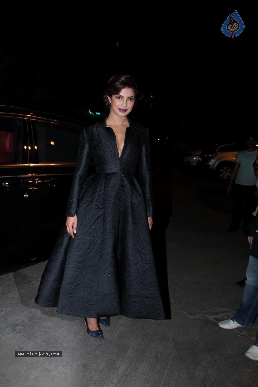 The Journey of 70s at Grazia Young Fashion Awards 2015 - 24 / 118 photos