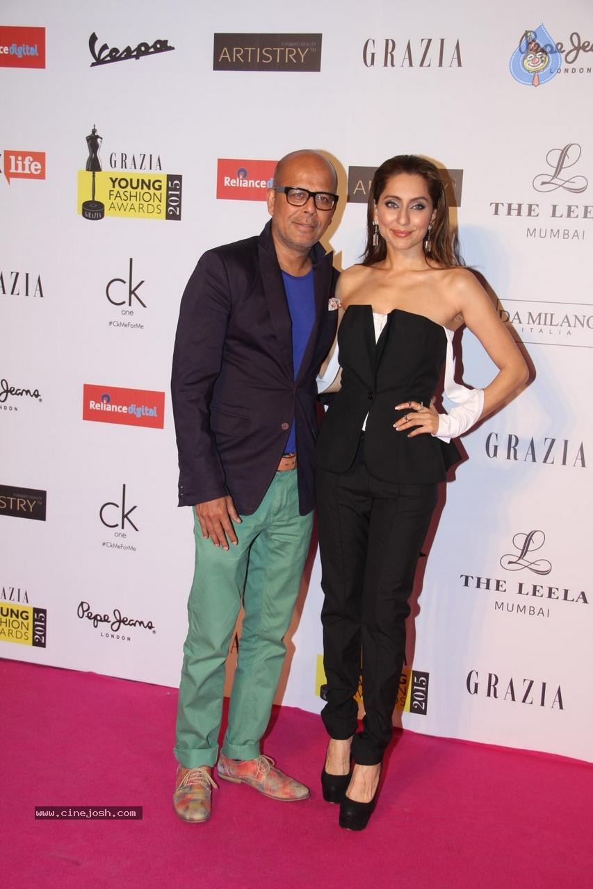 The Journey of 70s at Grazia Young Fashion Awards 2015 - 26 / 118 photos