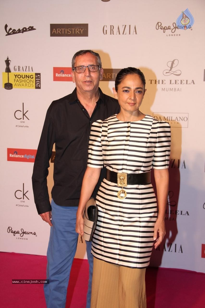 The Journey of 70s at Grazia Young Fashion Awards 2015 - 40 / 118 photos