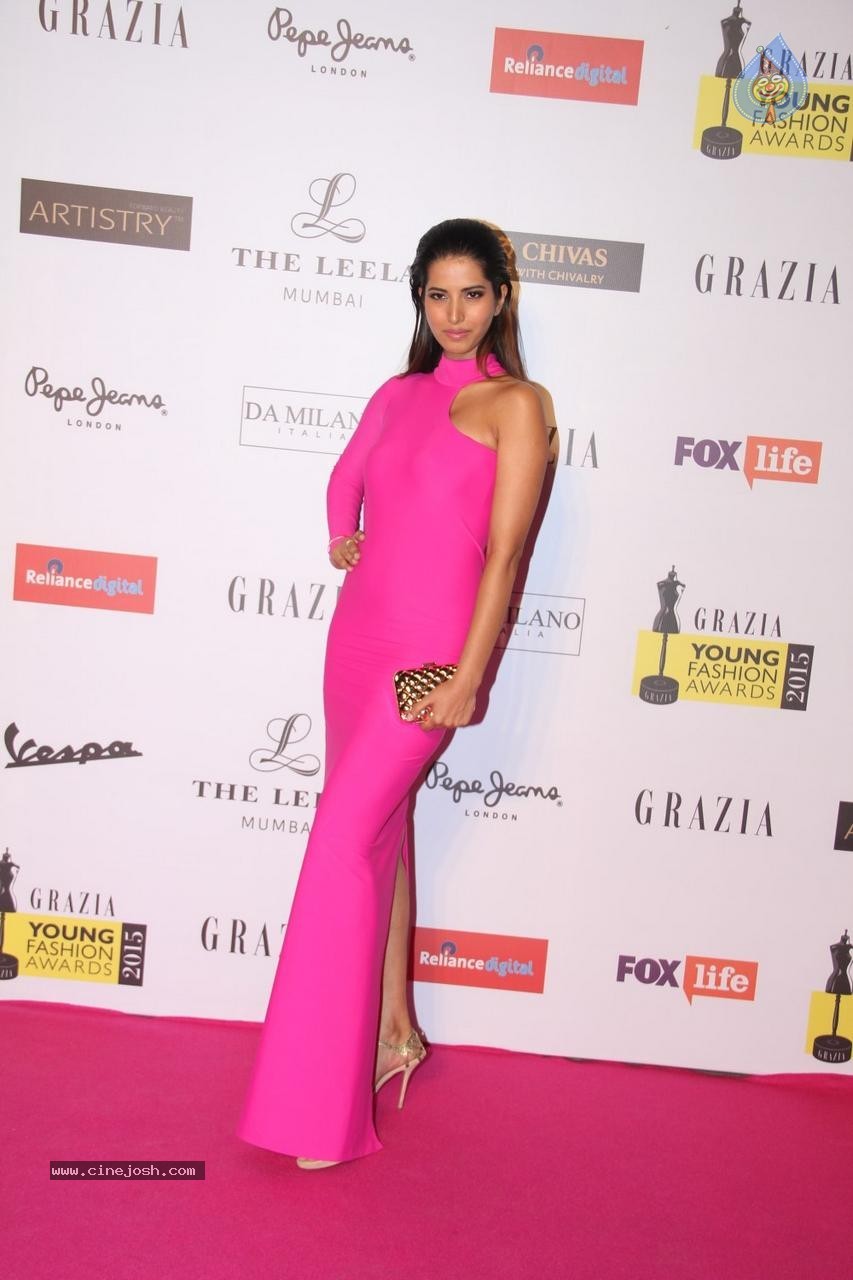 The Journey of 70s at Grazia Young Fashion Awards 2015 - 49 / 118 photos