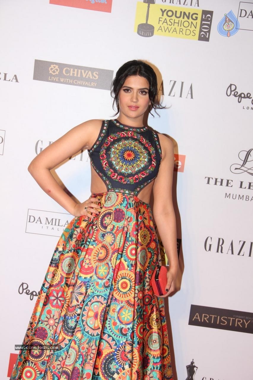 The Journey of 70s at Grazia Young Fashion Awards 2015 - 62 / 118 photos