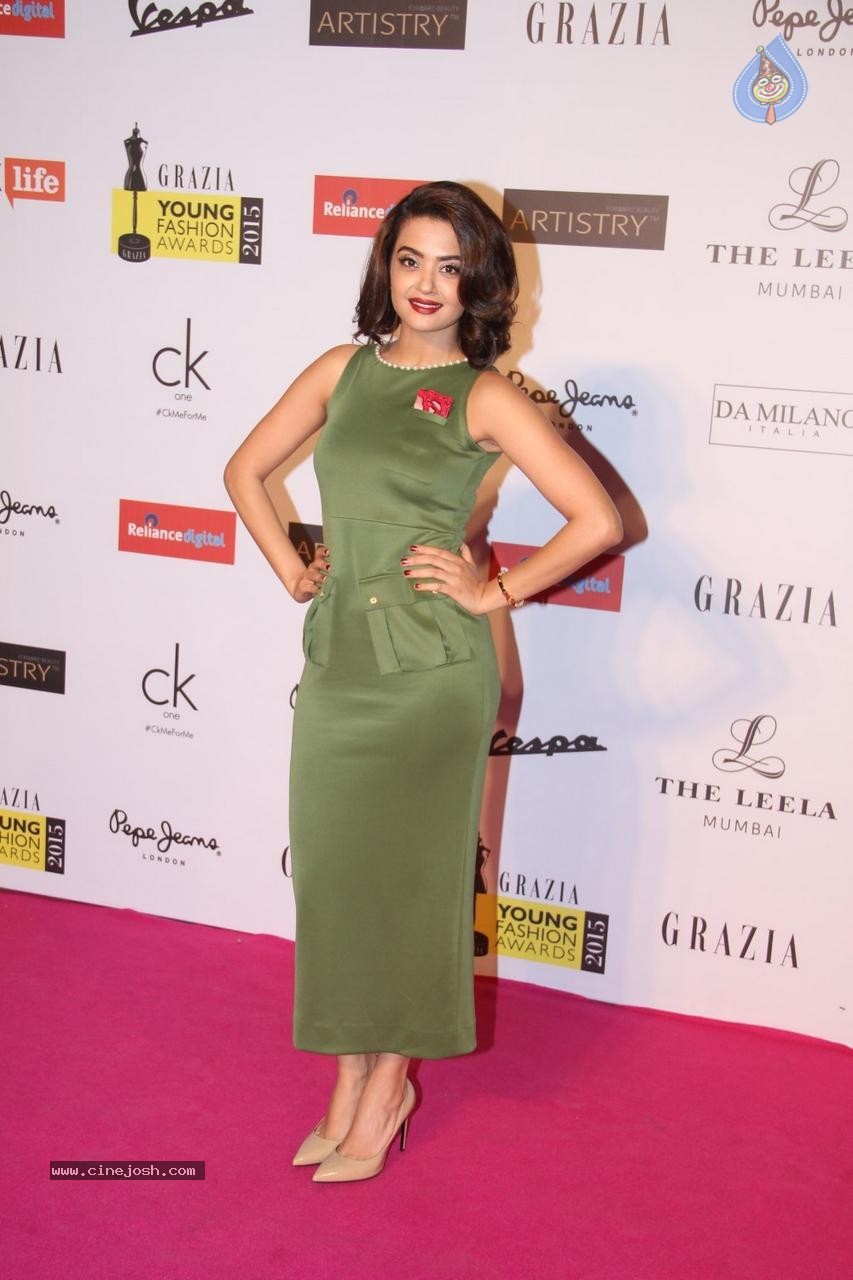 The Journey of 70s at Grazia Young Fashion Awards 2015 - 93 / 118 photos