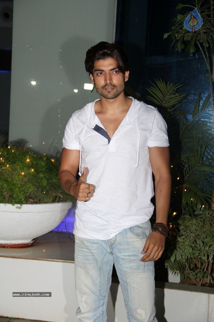 The Magic of Giving Short Film Special Screening - 52 / 86 photos