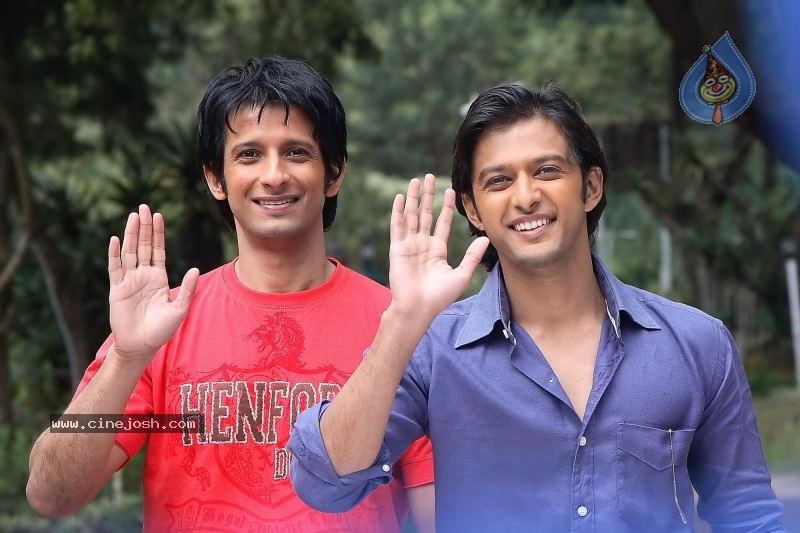 Toh Baat Pakki Movie Stills - 7 / 16 photos