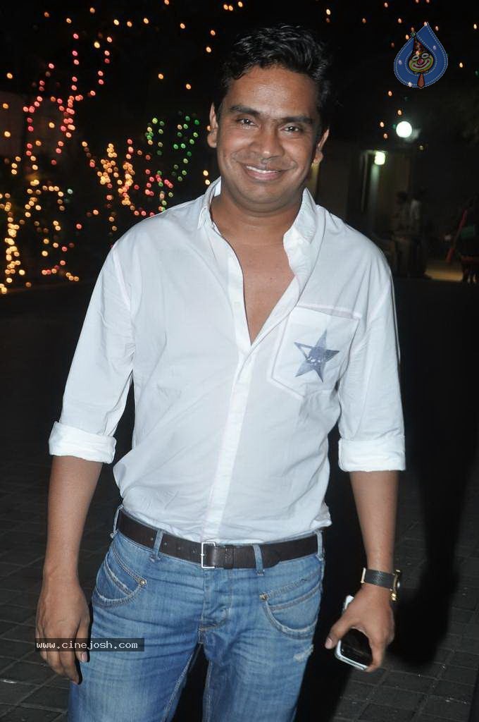 Top Bolly Celebs at Subhash Ghai Party - 39 / 142 photos