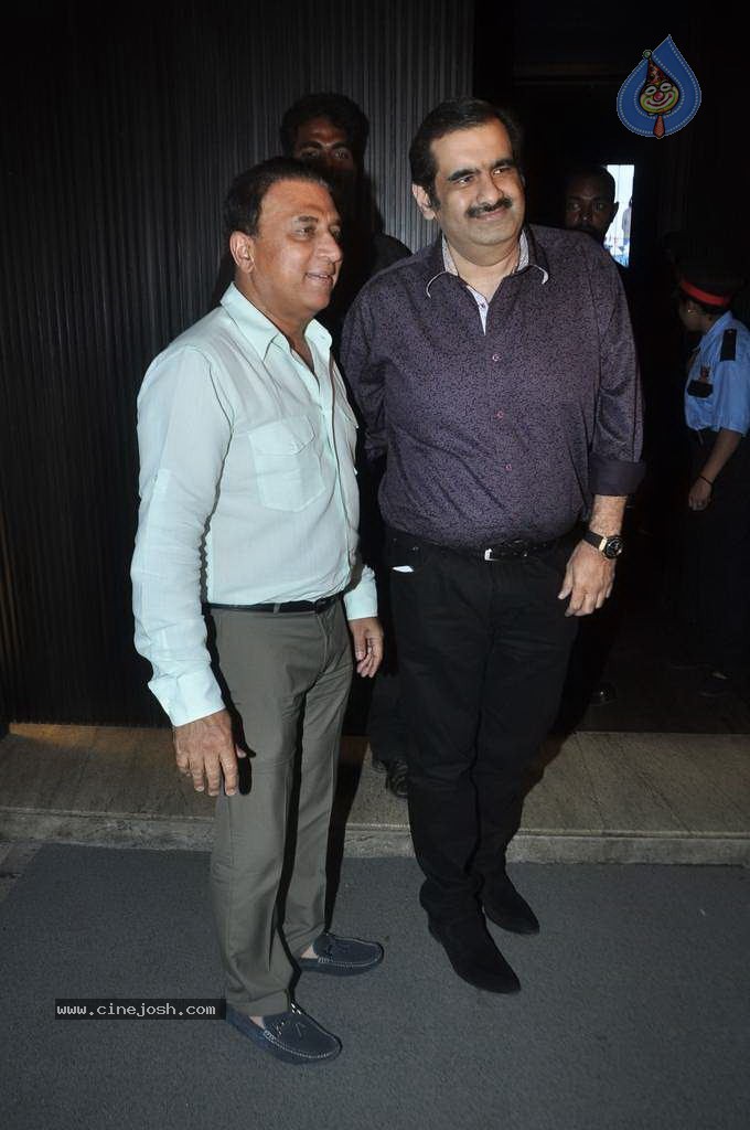 Top Bolly Celebs at Subhash Ghai Party - 45 / 142 photos
