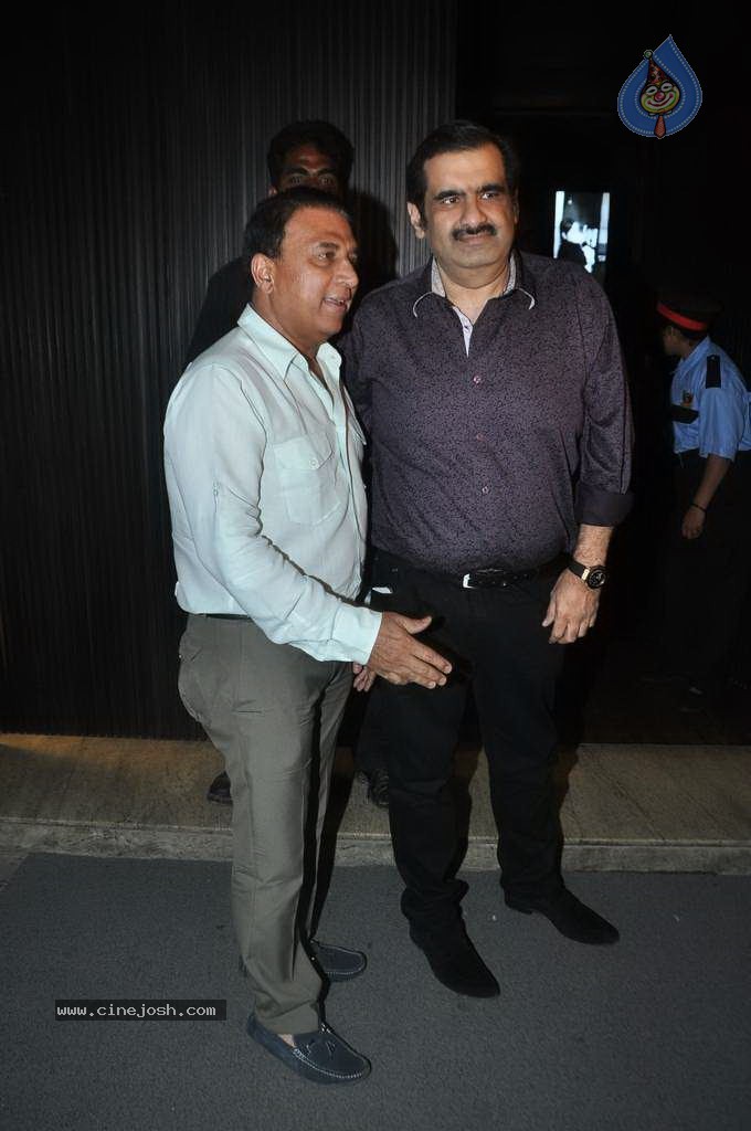 Top Bolly Celebs at Subhash Ghai Party - 72 / 142 photos