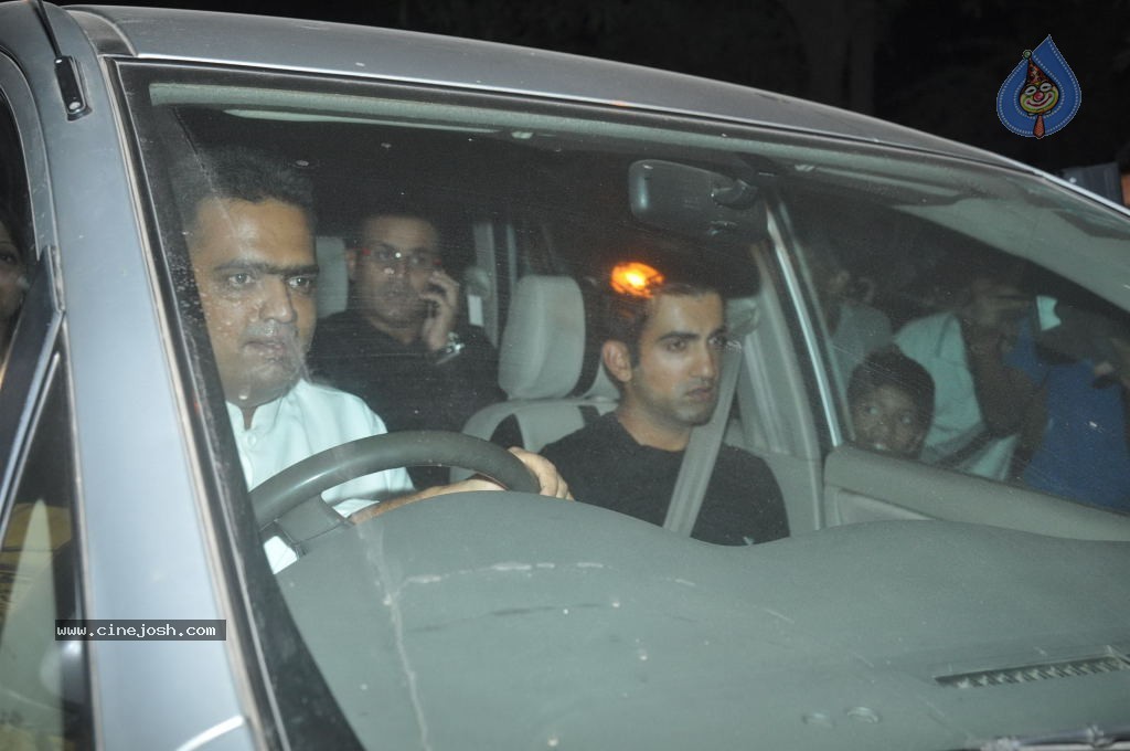 Top Bolly n Cricket Stars at Sachin Tendulkar Party - 104 / 152 photos