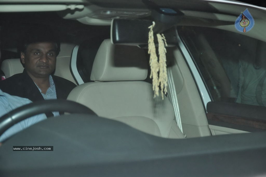 Top Bolly n Cricket Stars at Sachin Tendulkar Party - 107 / 152 photos