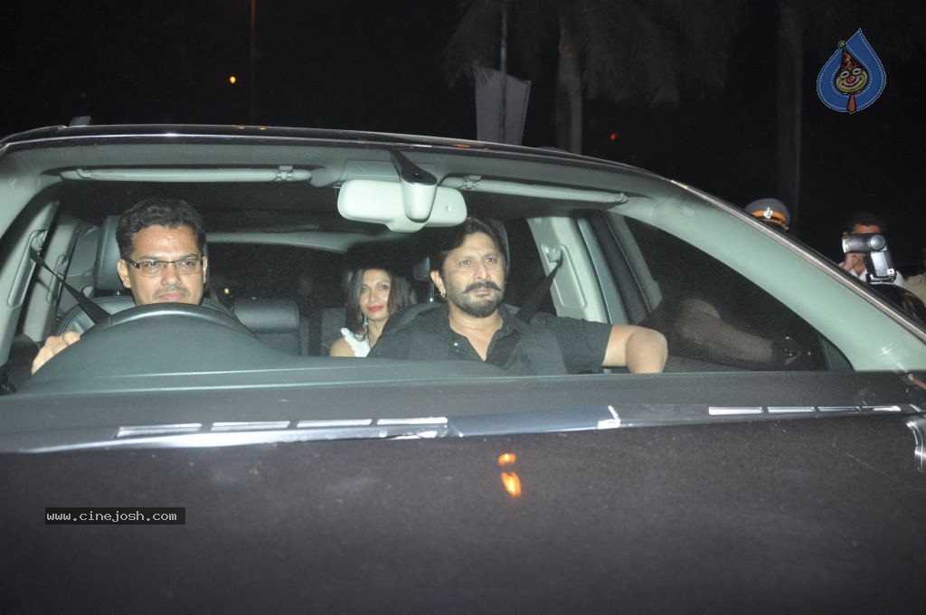 Top Bolly n Cricket Stars at Sachin Tendulkar Party - 127 / 152 photos