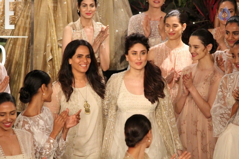 Top Celebrities at 2017 LFW Summer 2 - 3 / 84 photos