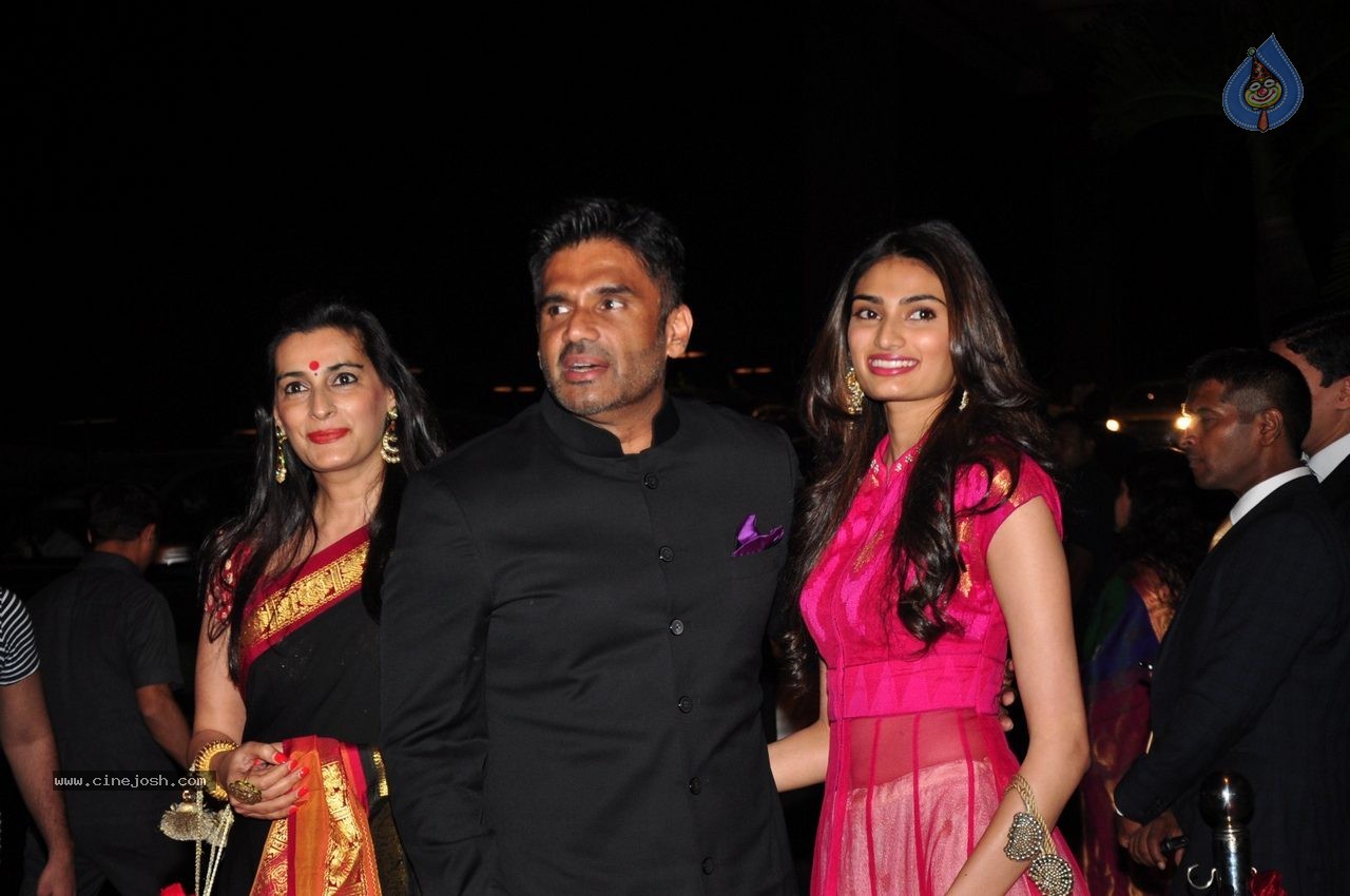 Top Celebs at Arpita Khan Wedding Reception 01 - 33 / 207 photos