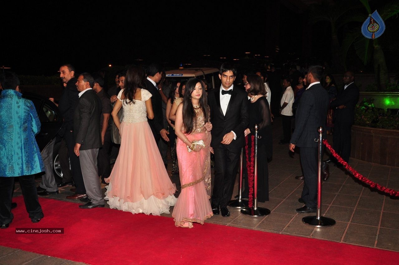 Top Celebs at Arpita Khan Wedding Reception 01 - 68 / 207 photos