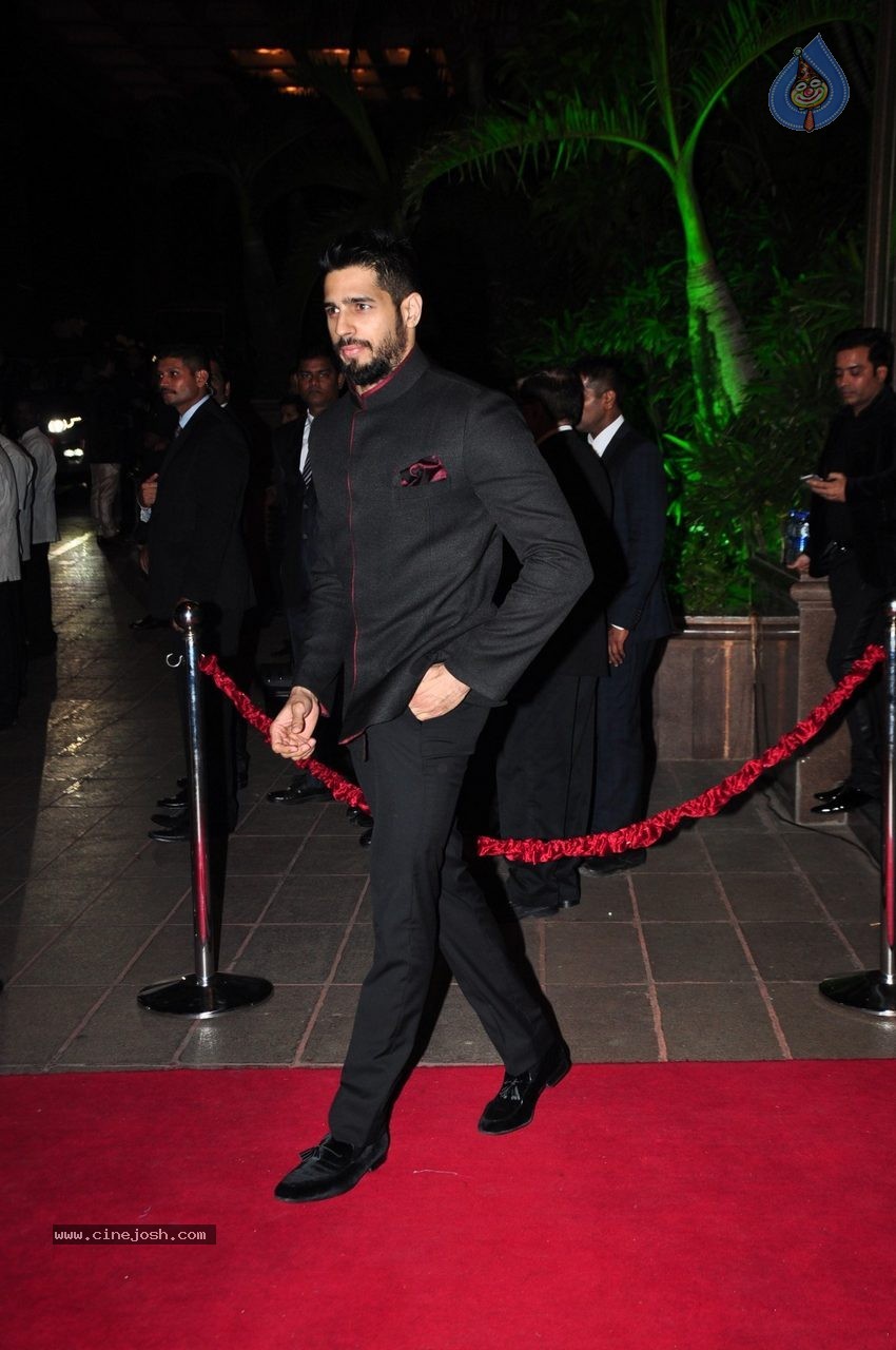 Top Celebs at Arpita Khan Wedding Reception 01 - 80 / 207 photos
