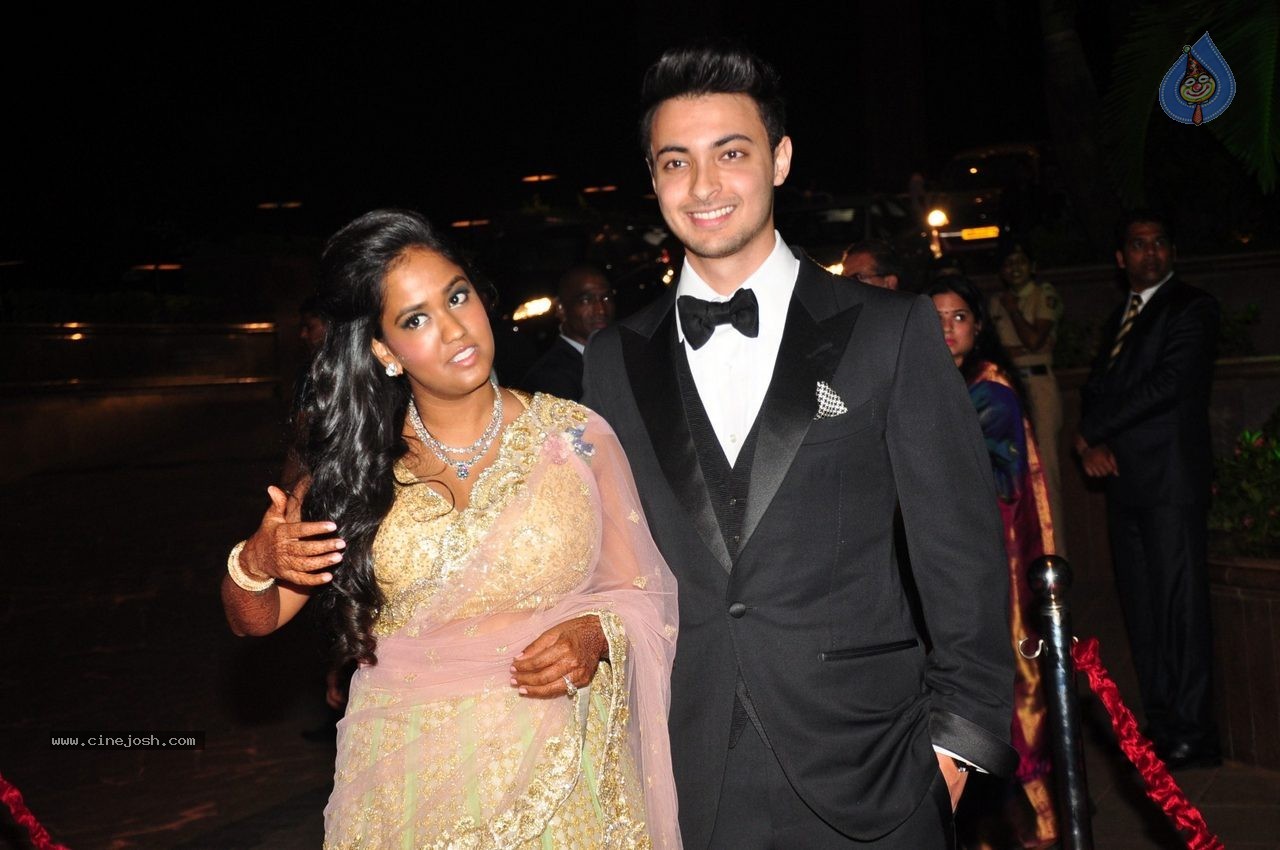 Top Celebs at Arpita Khan Wedding Reception 01 - 84 / 207 photos