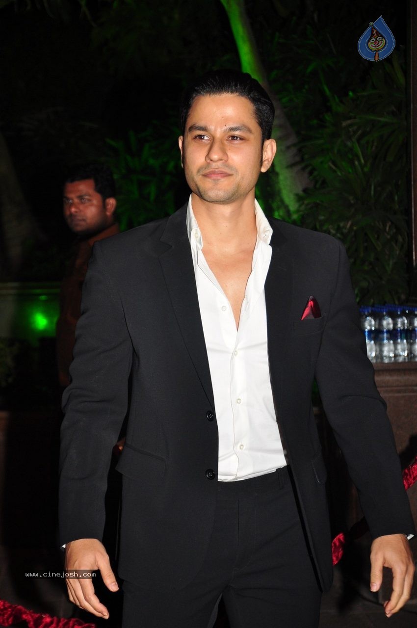 Top Celebs at Arpita Khan Wedding Reception 01 - 101 / 207 photos