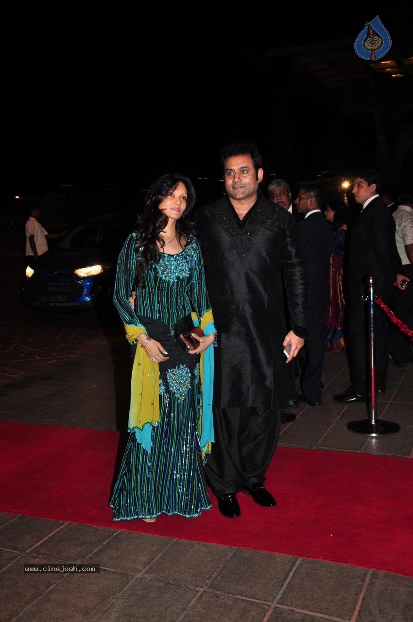 Top Celebs at Arpita Khan Wedding Reception 01 - 111 / 207 photos