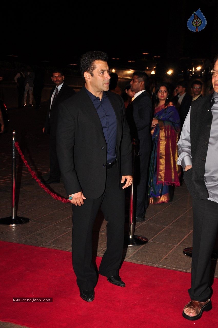 Top Celebs at Arpita Khan Wedding Reception 01 - 124 / 207 photos