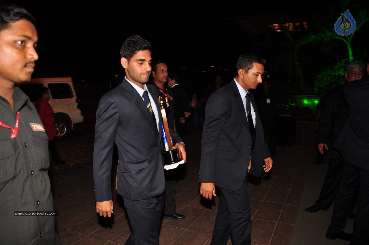 Top Celebs at Arpita Khan Wedding Reception 01 - 137 / 207 photos