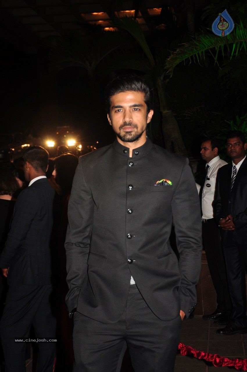 Top Celebs at Arpita Khan Wedding Reception 01 - 142 / 207 photos