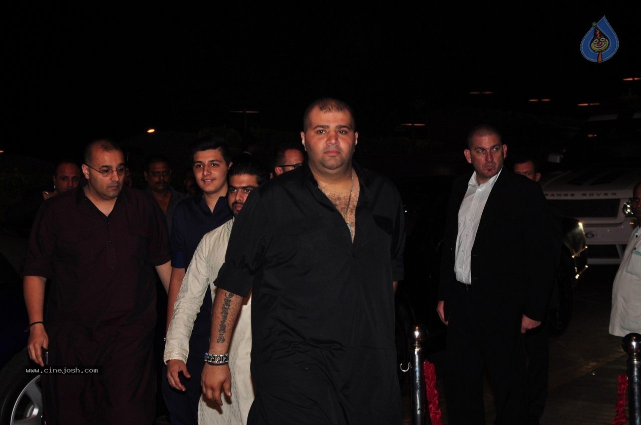 Top Celebs at Arpita Khan Wedding Reception 01 - 148 / 207 photos