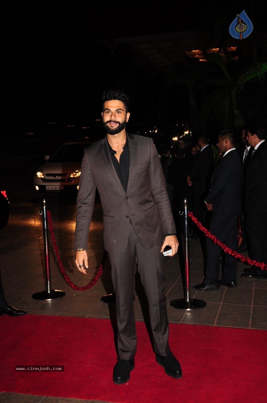 Top Celebs at Arpita Khan Wedding Reception 01 - 155 / 207 photos