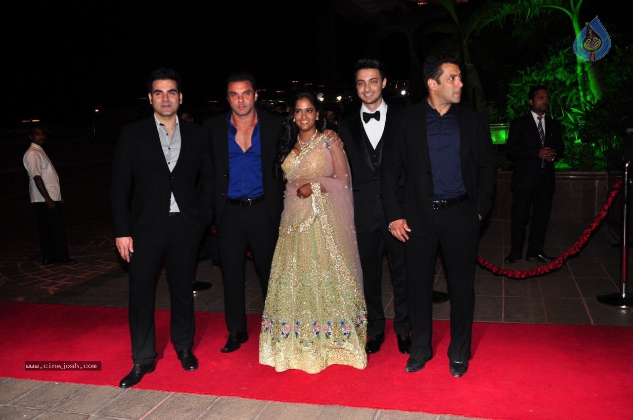 Top Celebs at Arpita Khan Wedding Reception 01 - 166 / 207 photos