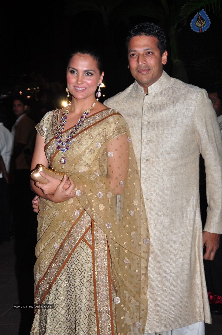 Top Celebs at Arpita Khan Wedding Reception 02 - 10 / 265 photos