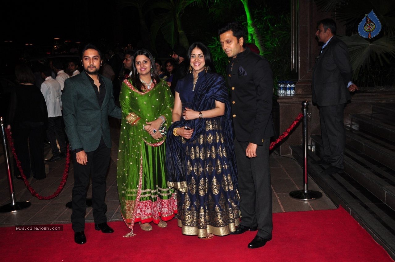 Top Celebs at Arpita Khan Wedding Reception 02 - 11 / 265 photos