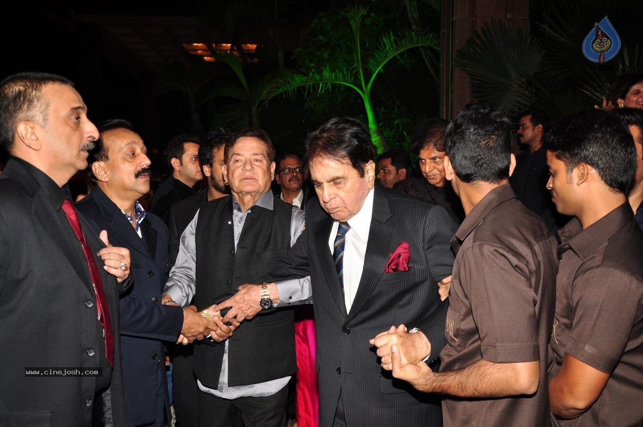 Top Celebs at Arpita Khan Wedding Reception 02 - 50 / 265 photos