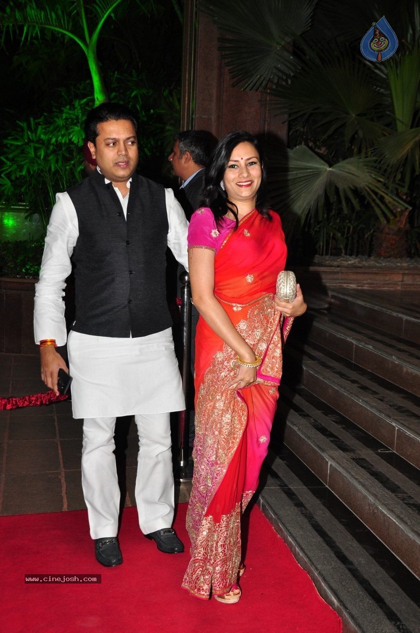 Top Celebs at Arpita Khan Wedding Reception 02 - 98 / 265 photos