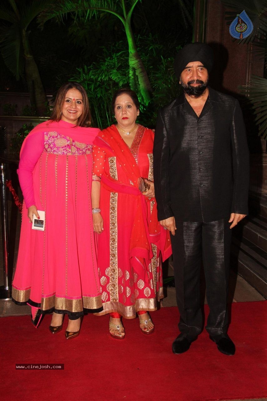 Top Celebs at Arpita Khan Wedding Reception 02 - 217 / 265 photos