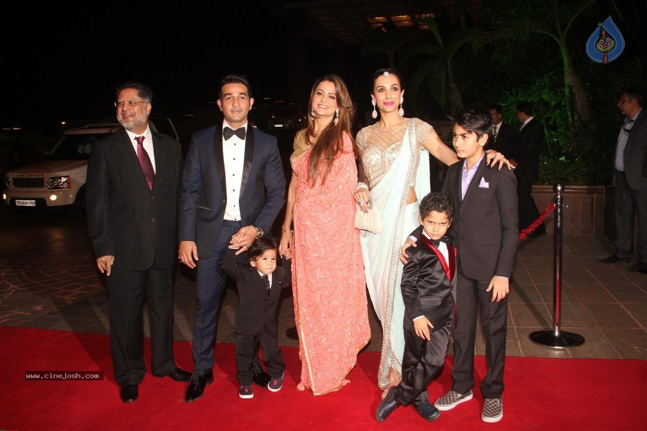 Top Celebs at Arpita Khan Wedding Reception 02 - 225 / 265 photos