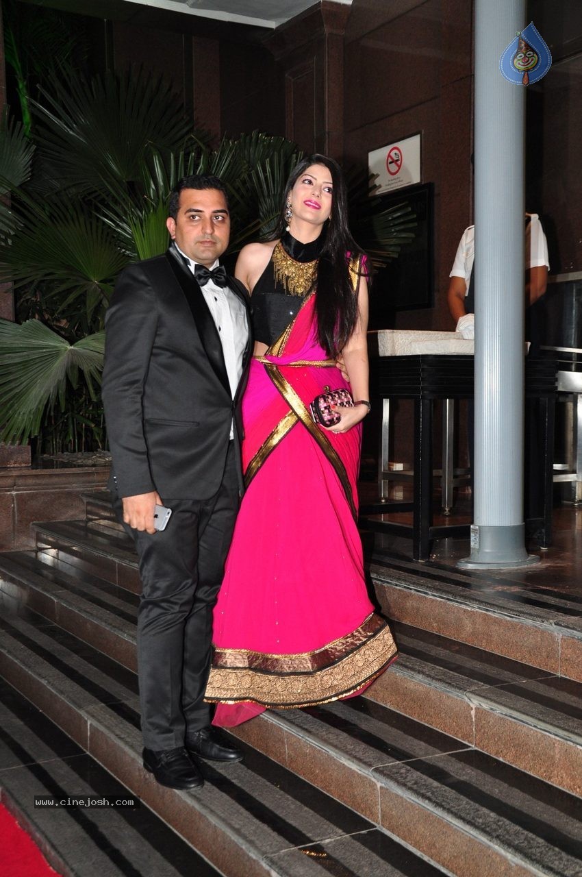 Top Celebs at Arpita Khan Wedding Reception 02 - 245 / 265 photos